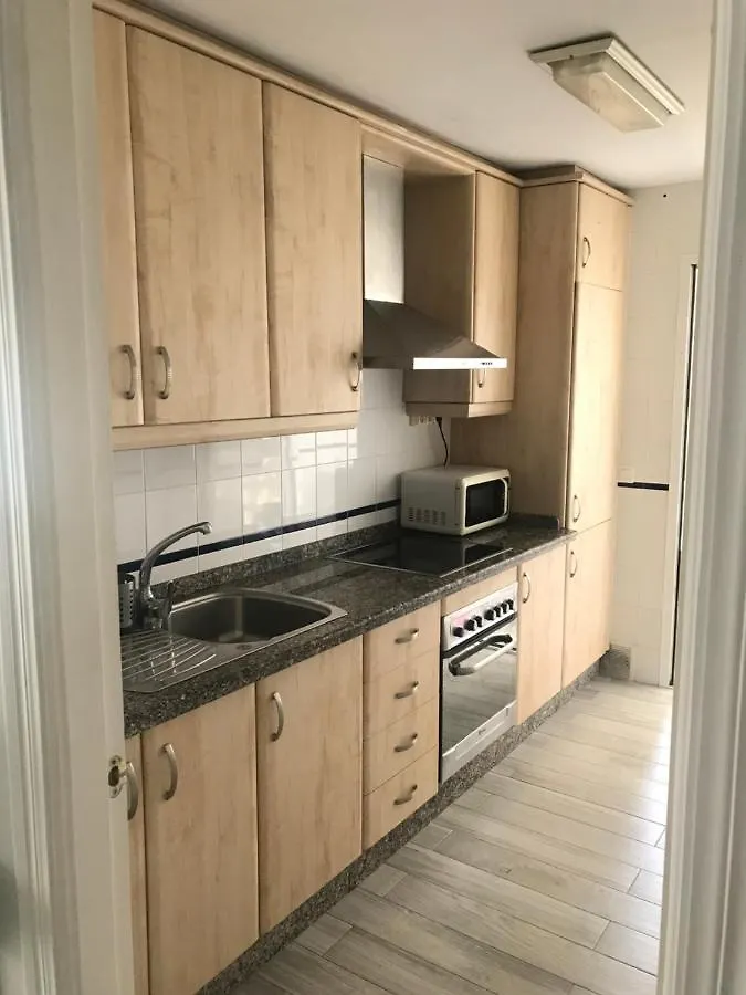 Dinastia Apartment Fuengirola 0*,
